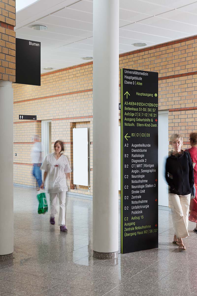 Beate Kling GmbH - Informations-, Leit- und Orientierungssystem für das Universitätsklinikum Greifswald, Bild 8